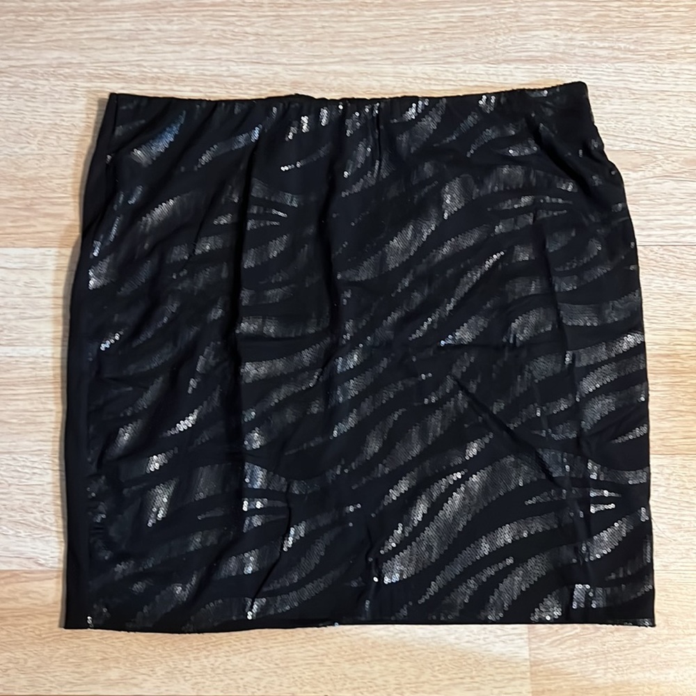 Torrid Plus Size Black Zebra Sequin Mini Skirt - image 1